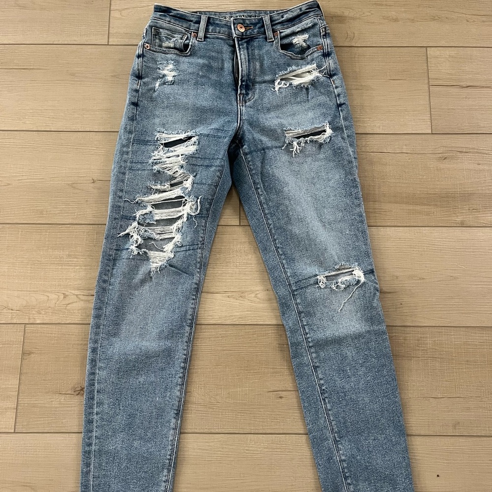 Womens American Eagle Mom Jean